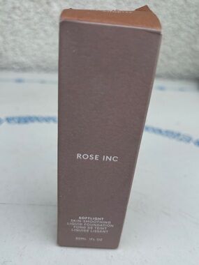 Rose Inc soft light Liquid foundation 23c medium deep cool